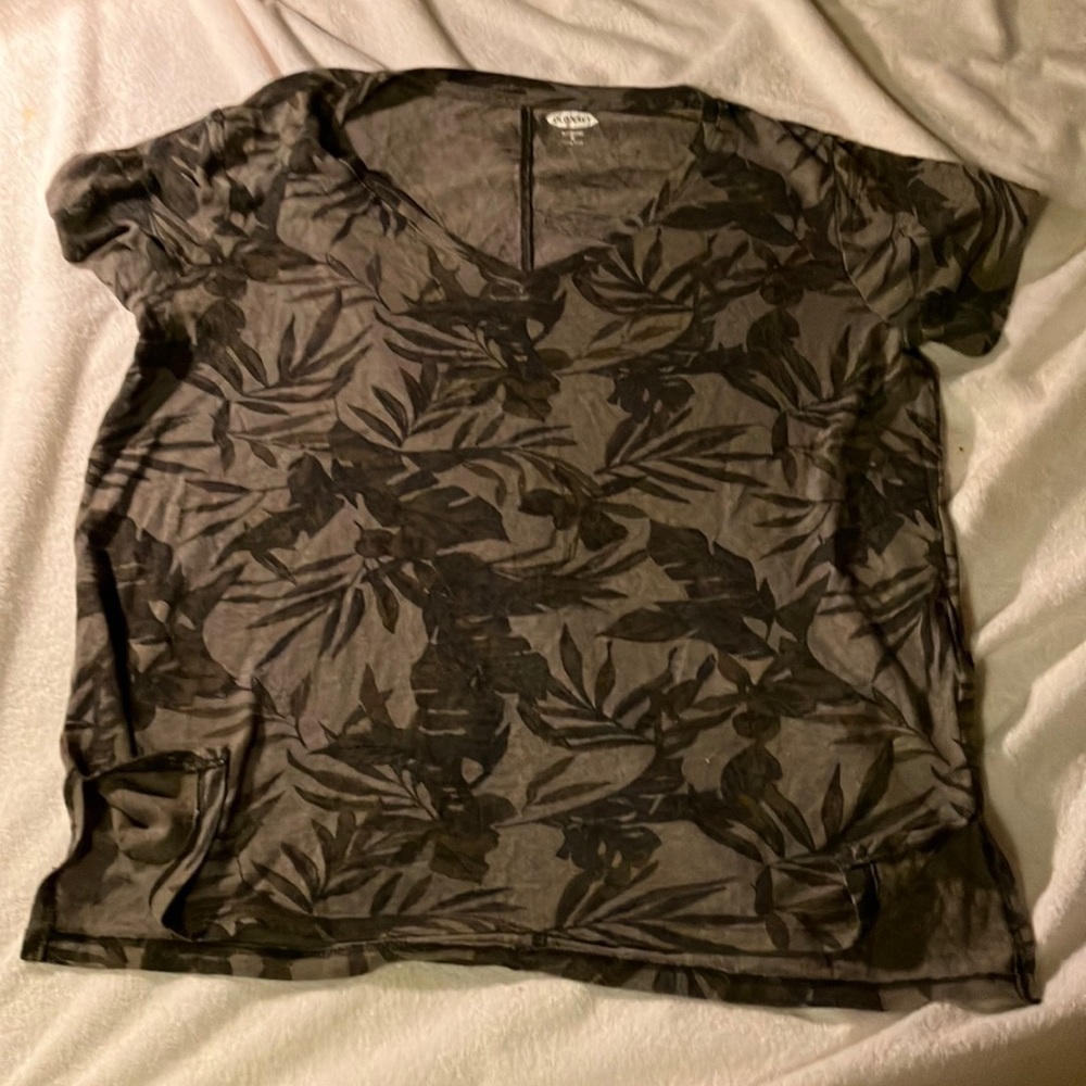 Camo tshirt. COTTON, flowy, not form fitting.